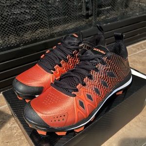 Baseball cleats